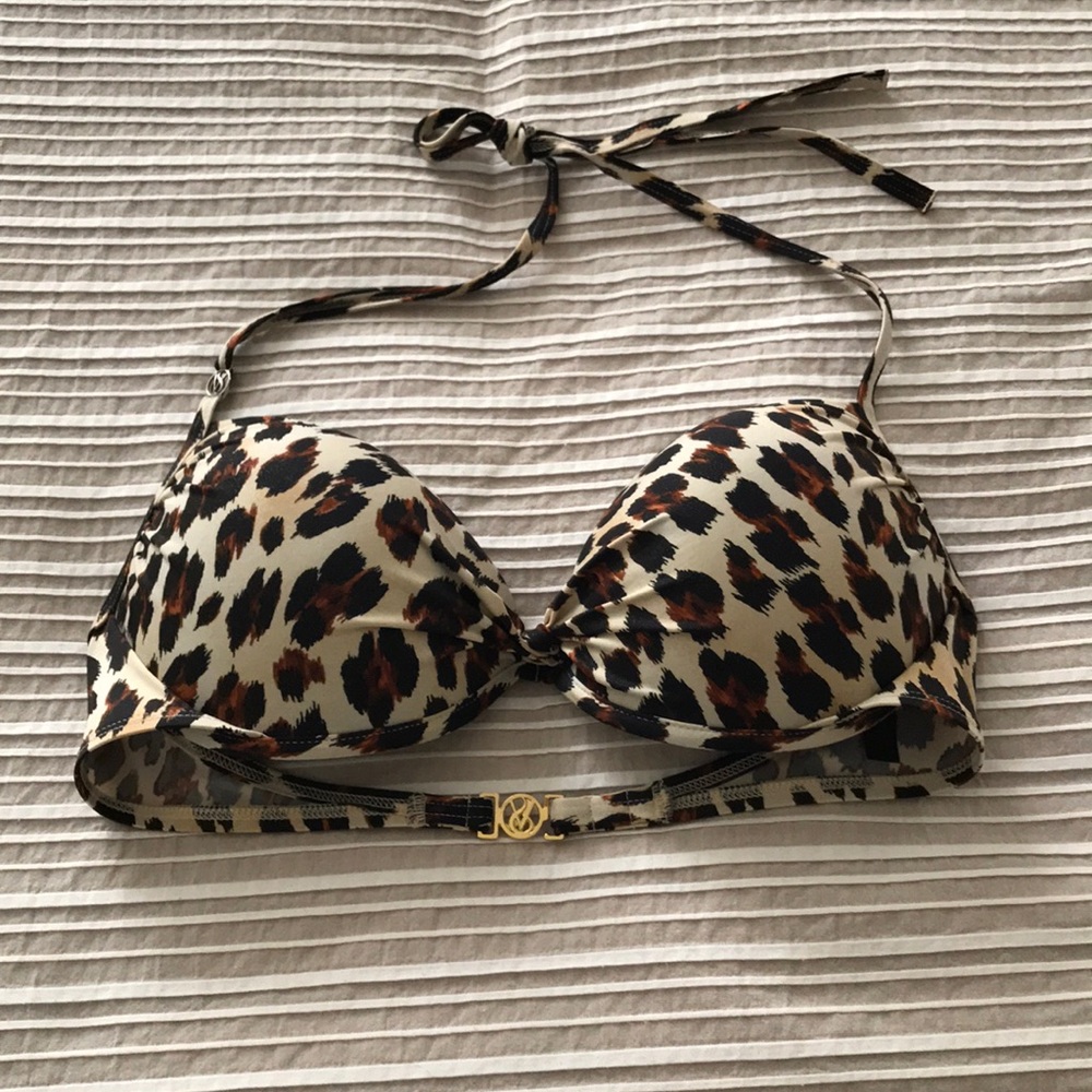 VS Cheetah print bathing suit top